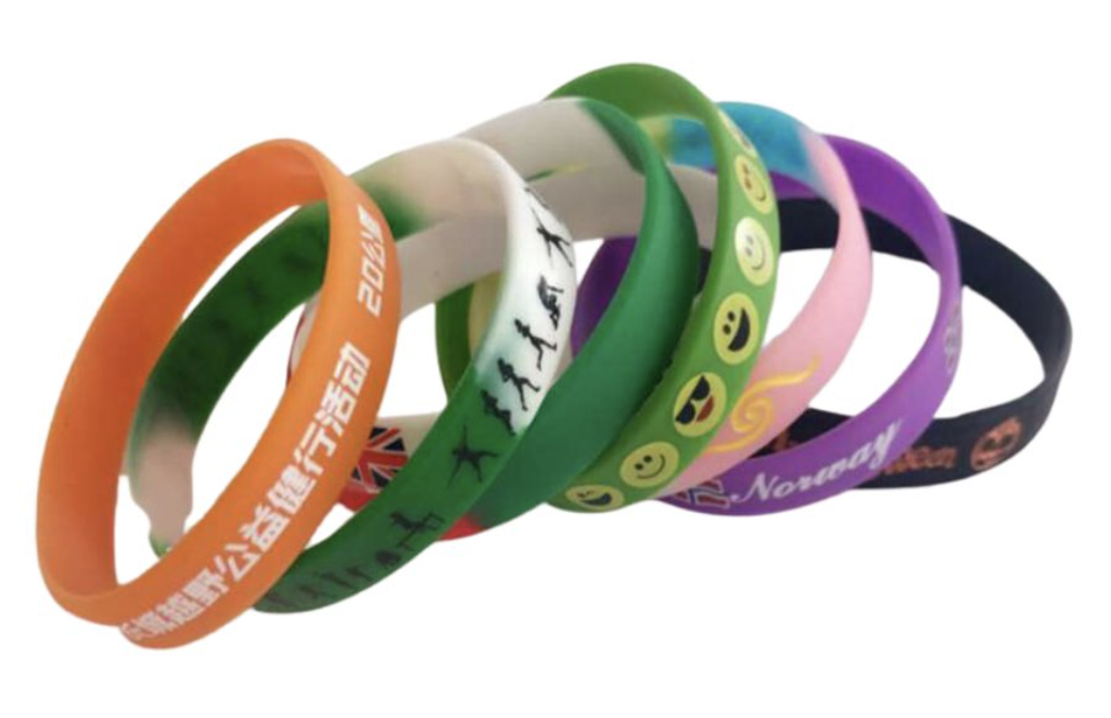 BRACCIALETTI ASSORTITI COLORATI E CON DECORO