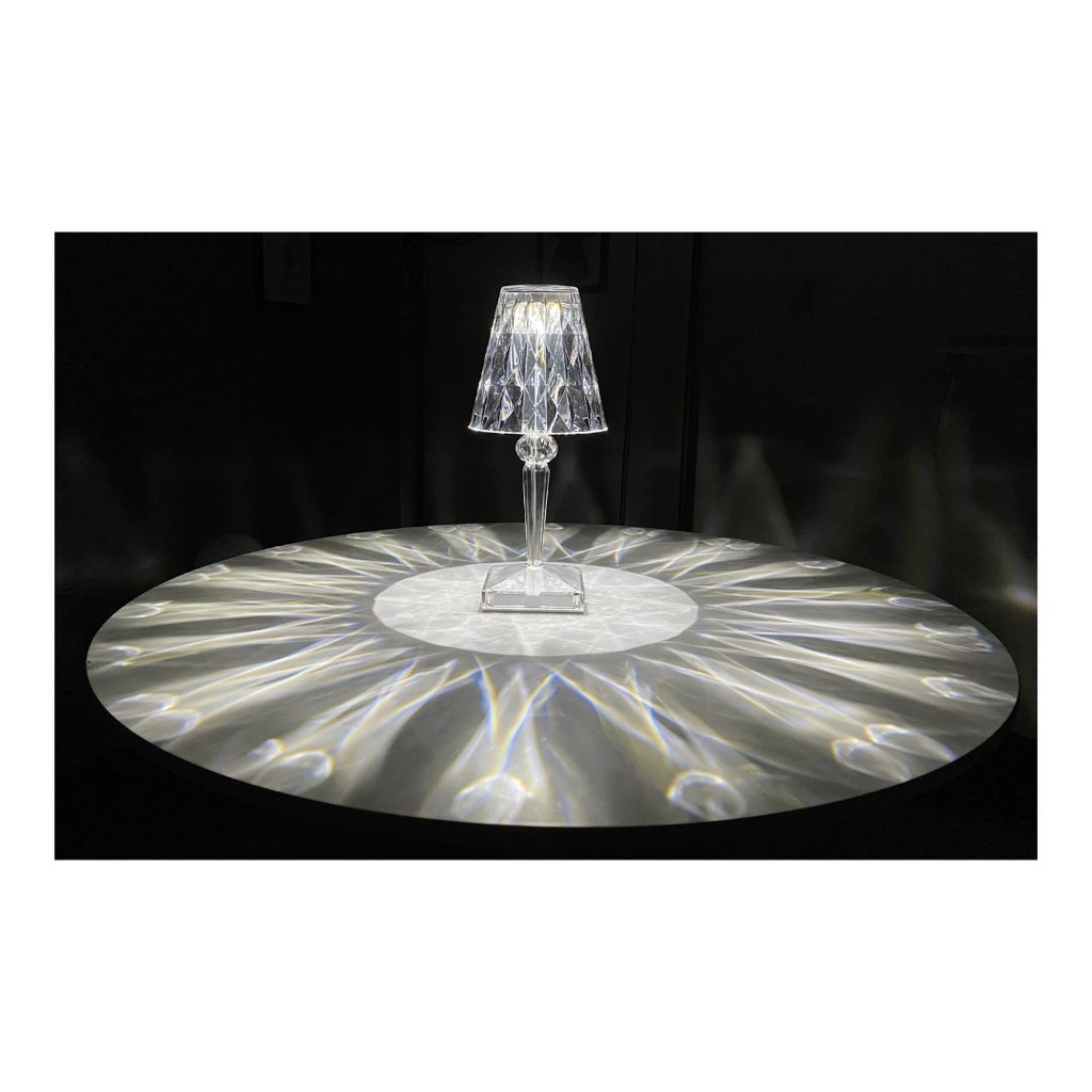 LAMPADA LED DA TAVOLO CON  TELECOMANDO E BATTERIA 