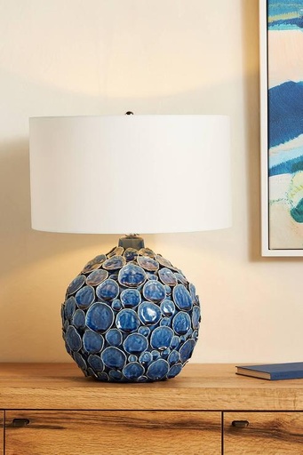 Lampada in porcellana fatta a mano 