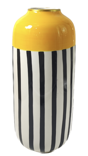 [164-WK104-1] VASO IN PORCELLANA CON DECORI LINEARI E COLORE GIALLO